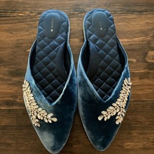 Birdies “the swan” slip on velvet shoes